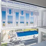 Villa Chloe *